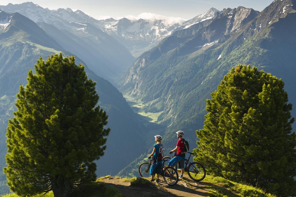 Gaestehaus Ahornblick Mayrhofen Dış mekan fotoğraf