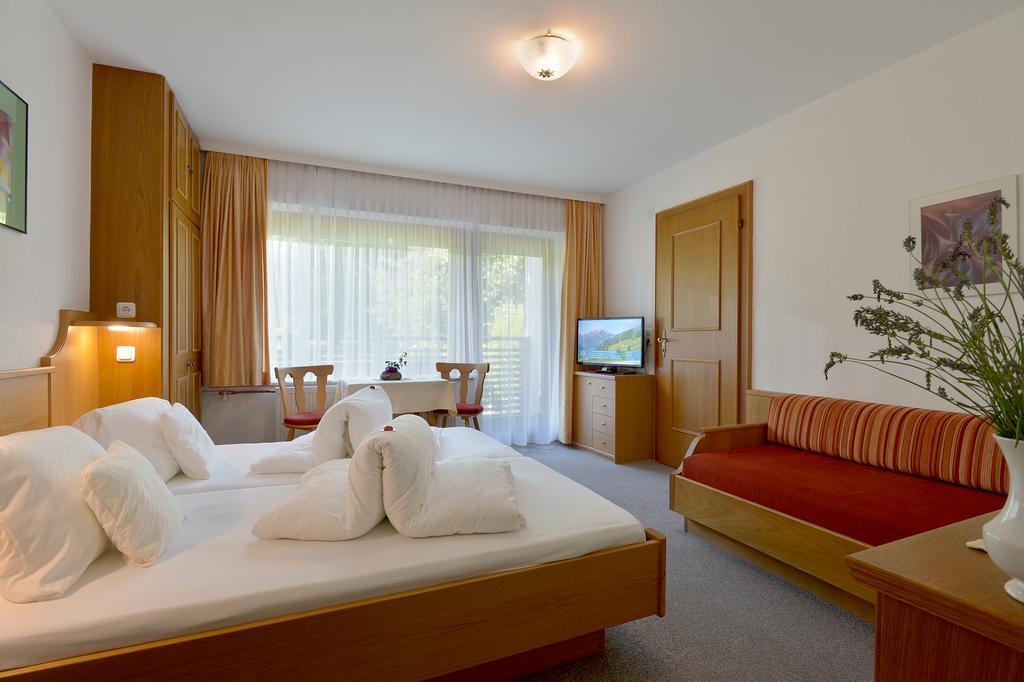 Gaestehaus Ahornblick Mayrhofen Dış mekan fotoğraf